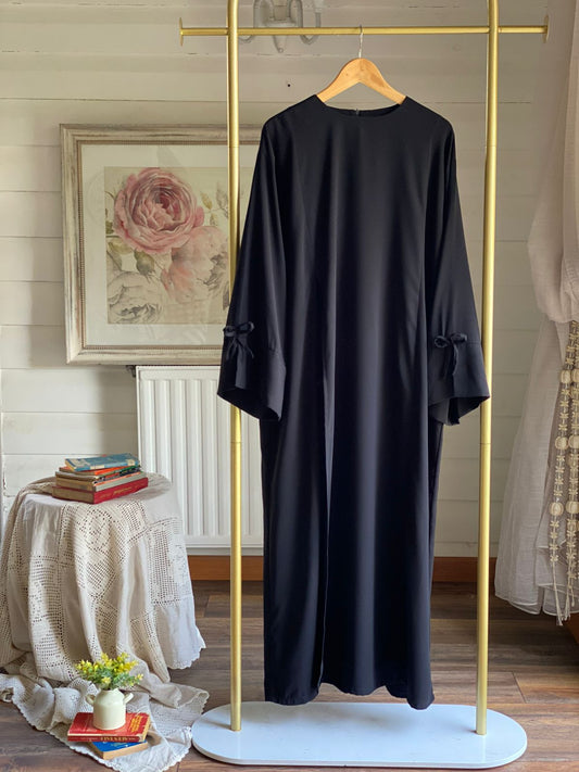 Asymmetric dress